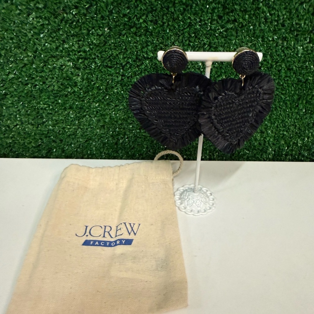 J Crew Womens One Size Oversized Heart Raffia Statement Earrings BX266 Black New